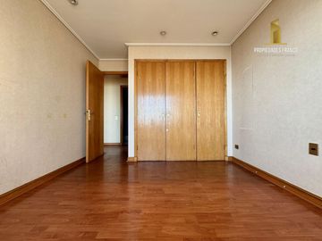 VENDE DEPARTAMENTO EXCLUSIVO EN TERRASOL 4D 3B