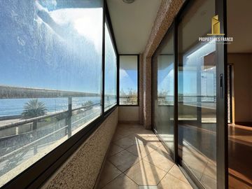 VENDE DEPARTAMENTO EXCLUSIVO EN TERRASOL 4D 3B