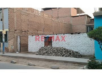1137377 Venta De Terreno En Zona Estratégica – Frente A Parque En La Urb. Fortaleza, Ate