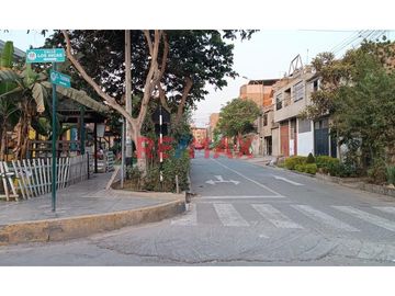 1137377 Venta De Terreno En Zona Estratégica – Frente A Parque En La Urb. Fortaleza, Ate