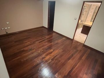 VENTA DE DEPARTAMENTO EN MONTERRICO SURCO