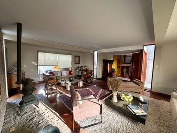 CASA EN VENTA EN SAN ISIDRO CERCA AL PARQUE ACOSTA