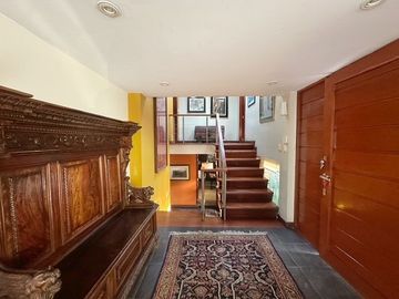 CASA EN VENTA EN SAN ISIDRO CERCA AL PARQUE ACOSTA