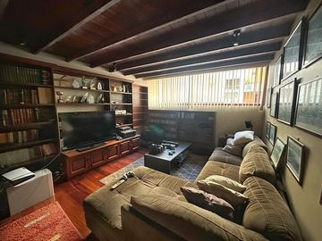 CASA EN VENTA EN SAN ISIDRO CERCA AL PARQUE ACOSTA
