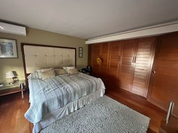 CASA EN VENTA EN SAN ISIDRO CERCA AL PARQUE ACOSTA