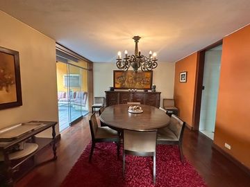 CASA EN VENTA EN SAN ISIDRO CERCA AL PARQUE ACOSTA