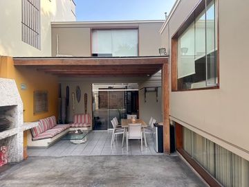 CASA EN VENTA EN SAN ISIDRO CERCA AL PARQUE ACOSTA
