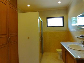 For sale House & Lot in Talisay City