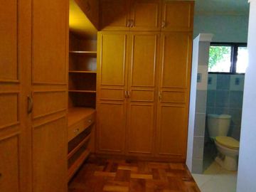 For sale House & Lot in Talisay City