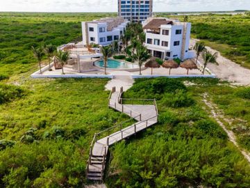 Villa con alberca privada en venta, Telchac Puerto, Yucatán