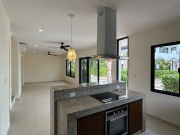 Villa con alberca privada en venta, Telchac Puerto, Yucatán