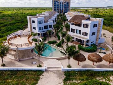 Villa con alberca privada en venta, Telchac Puerto, Yucatán
