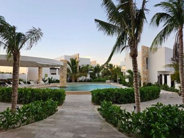 Villa con alberca privada en venta, Telchac Puerto, Yucatán