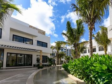 Villa con alberca privada en venta, Telchac Puerto, Yucatán