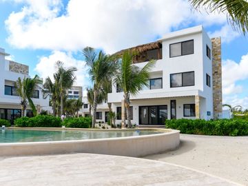 Villa con alberca privada en venta, Telchac Puerto, Yucatán