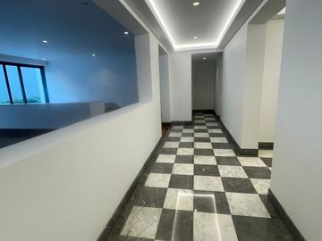 LINDO DEPARTAMENTO AMPLIO DE ESTRENO SAN ISIDRO