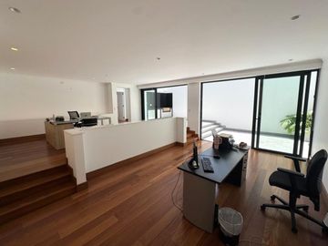 LINDO DEPARTAMENTO AMPLIO DE ESTRENO SAN ISIDRO
