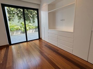 LINDO DEPARTAMENTO AMPLIO DE ESTRENO SAN ISIDRO