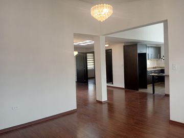 DEPARTAMENTO EN VENTA SAN ISIDRO DEL INCA URB. PRIVADA