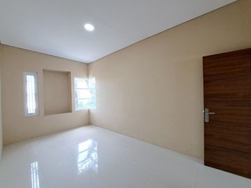Rumah SIAP HUNI Dijual Mini Cluster MURAH Di Cilangkap Cipayung Jakarta Timur Jaktim READY [AR075]