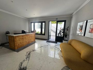 LINDO DEPARTAMENTO DE ESTRENO PRIMER PISO SAN ISIDRO