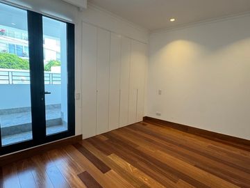 LINDO DEPARTAMENTO DE ESTRENO PRIMER PISO SAN ISIDRO