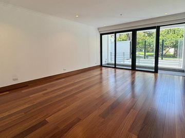 LINDO DEPARTAMENTO DE ESTRENO PRIMER PISO SAN ISIDRO