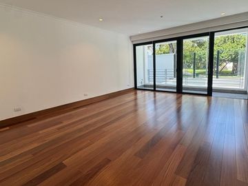 LINDO DEPARTAMENTO DE ESTRENO PRIMER PISO SAN ISIDRO