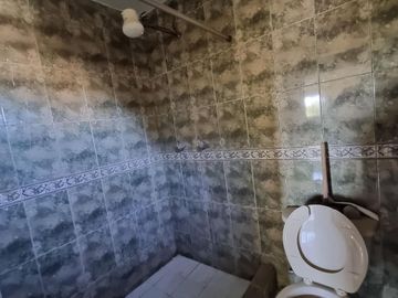 EXCELENTE CASA  PARA INVERSION, HACER DEPARTAMENTOS O CASA HABITACION