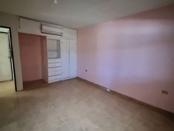 EXCELENTE CASA  PARA INVERSION, HACER DEPARTAMENTOS O CASA HABITACION