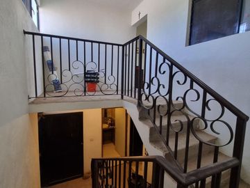 EXCELENTE CASA  PARA INVERSION, HACER DEPARTAMENTOS O CASA HABITACION