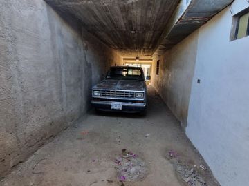 EXCELENTE CASA  PARA INVERSION, HACER DEPARTAMENTOS O CASA HABITACION