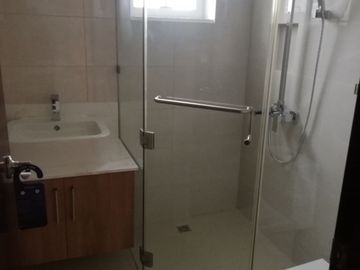 FOR SALE Brand New Unit located at The Royalton at Capitol Commons, Brgy. Oranbo, Pasig City