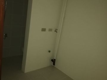 FOR SALE Brand New Unit located at The Royalton at Capitol Commons, Brgy. Oranbo, Pasig City