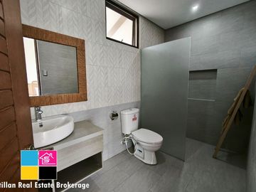 For Sale Villas House inside Aduna 2 Subdivision Danao City Cebu