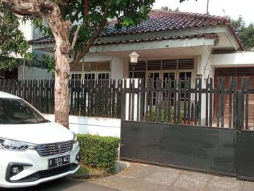 Rumah Nyaman Dalam Komplek Area Bintaro Sektor 1