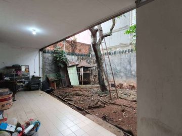 Rumah Nyaman Dalam Komplek Area Bintaro Sektor 1