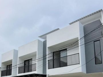 Rumah Ciracas Green, Baru 2/1 LANTAI, Murah Mewah, Kelapa Dua Jaktim Kota Jakarta Timur, Jual Dijual