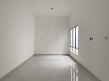 [JALAN 2 MOBIL] Rumah Royale Ciracas,2 LANTAI Baru Mewah Murah Jaktim Kota Jakarta Timur Jual Dijual