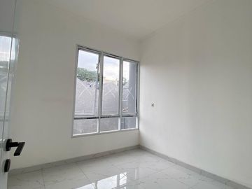 [JALAN 2 MOBIL] Rumah Royale Ciracas,2 LANTAI Baru Mewah Murah Jaktim Kota Jakarta Timur Jual Dijual