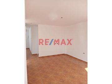 ¡Imperdible! Venta De Casa Nueva De 02 Pisos (Base Para 3 Pisos + Azotea), En Condominio Sol De Chan Chan Altura Colegio Ramon Castilla