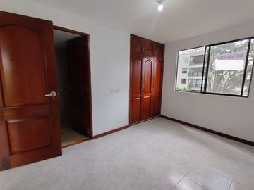 APARTAMENTO EN VENTA EN UNICENTRO