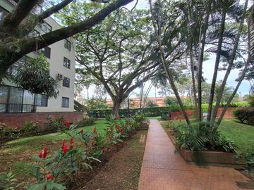 APARTAMENTO EN VENTA EN UNICENTRO