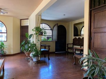 BAJO DE PRECIO. Av Principal, Surquillo - Departamento en Venta (Triplex)