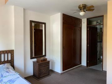 BAJO DE PRECIO. Av Principal, Surquillo - Departamento en Venta (Triplex)