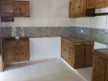 Amplia Casa en Venta Zona Sur privada con Vigilancia 24 horas con amplio jardin