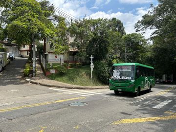 Oportunidad de Inversión - Casa Nivel 2 y 3 en VENTA - Robledo