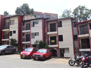 Oportunidad de Inversión - Casa Nivel 2 y 3 en VENTA - Robledo