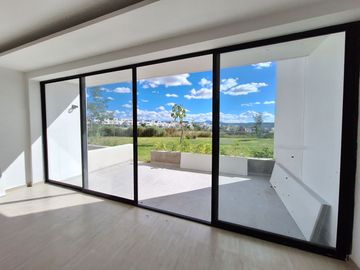 PENTHOUSE EN VENTA EN CAÑADAS DEL LAGO