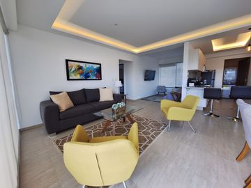 PENTHOUSE EN VENTA EN CAÑADAS DEL LAGO